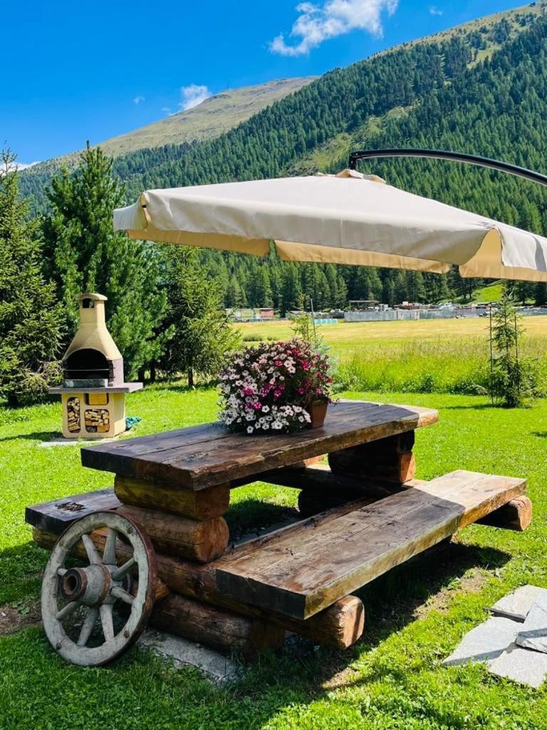 Chalet Sunshine Livigno Esterno foto